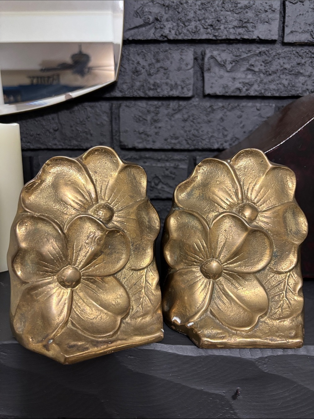 Vintage Pair Of Brass Magnolia or dogwood flower Bookends - floral decor - Picture 6 of 12